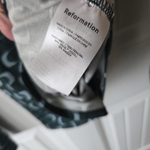 Reformation bailey top Retro Green Venture Long Sleeve Turtleneck Large - Picture 4 of 8